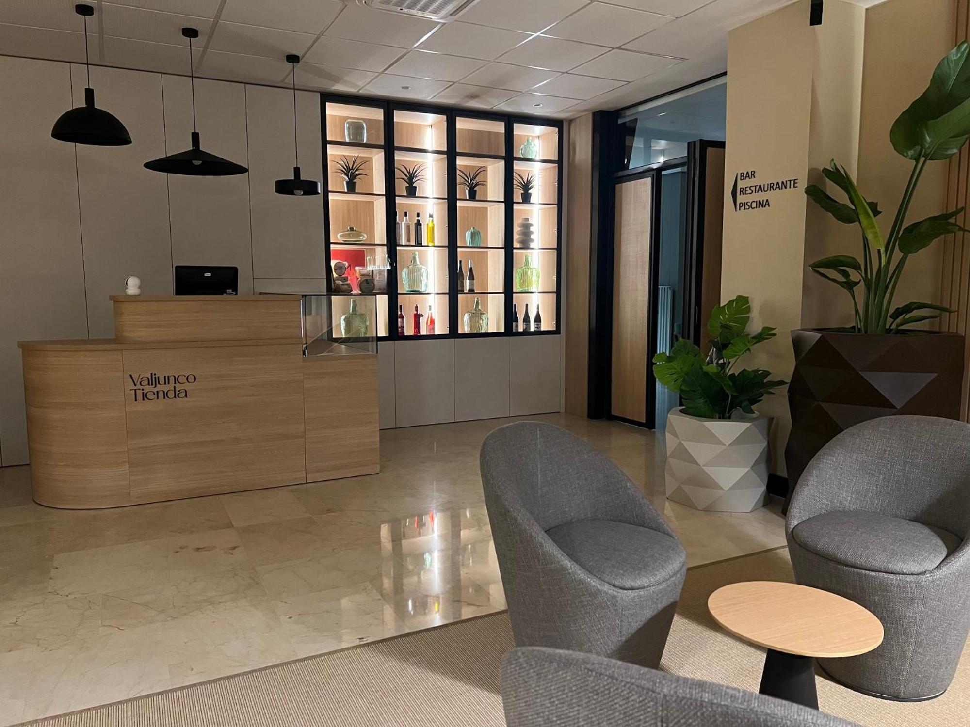 Hotel Valjunco فالنسيا دي دون خوان المظهر الخارجي الصورة