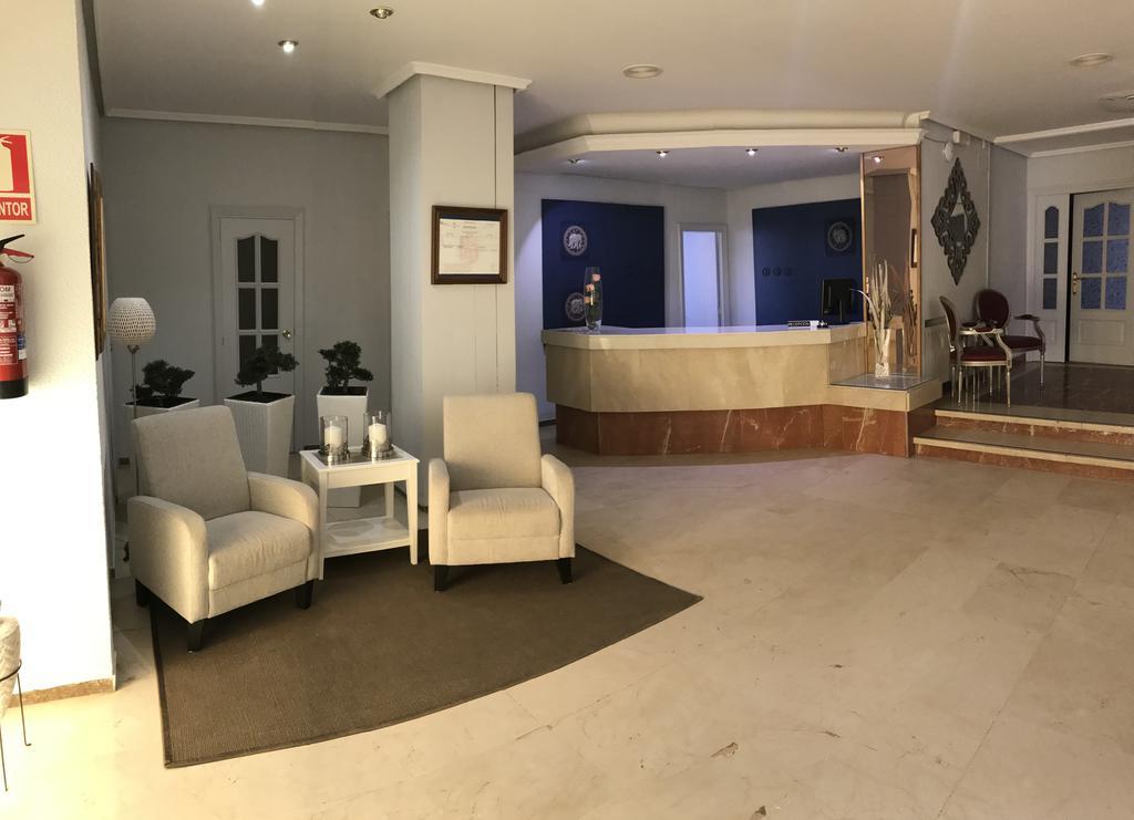 Hotel Valjunco فالنسيا دي دون خوان المظهر الخارجي الصورة