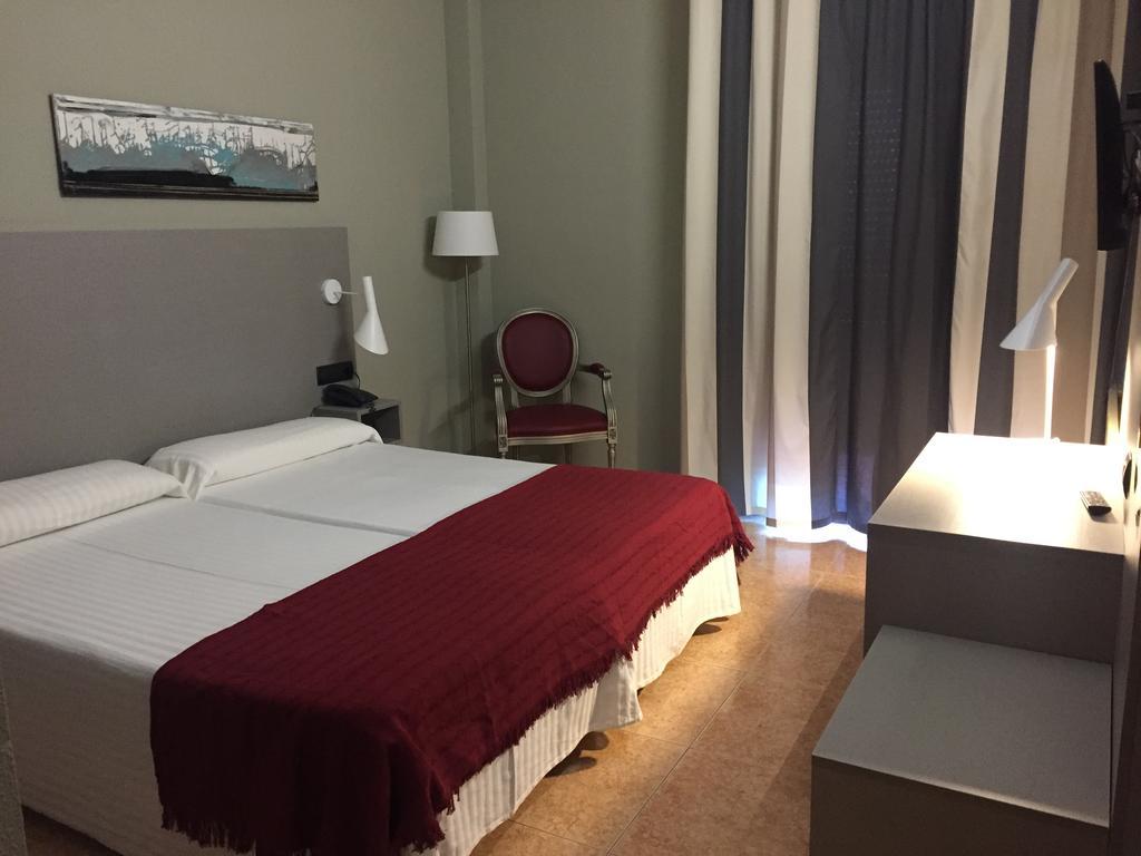 Hotel Valjunco فالنسيا دي دون خوان المظهر الخارجي الصورة
