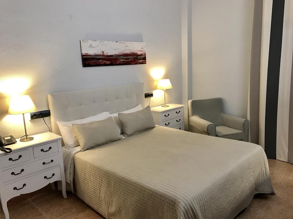 Hotel Valjunco فالنسيا دي دون خوان المظهر الخارجي الصورة