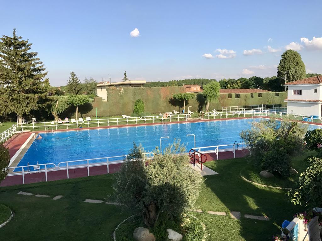 Hotel Valjunco فالنسيا دي دون خوان المظهر الخارجي الصورة