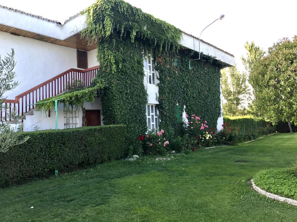 Hotel Valjunco فالنسيا دي دون خوان المظهر الخارجي الصورة