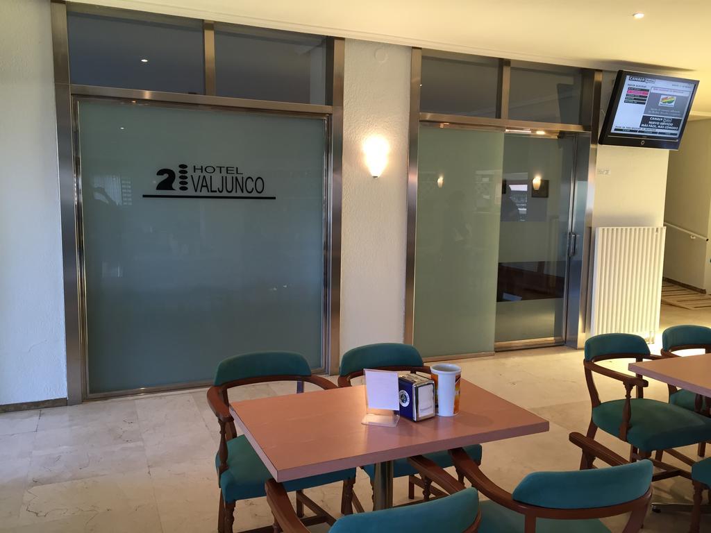 Hotel Valjunco فالنسيا دي دون خوان المظهر الخارجي الصورة